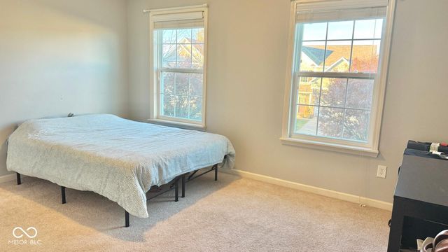 2125 Lakecrest Drive, Columbus, IN 47201