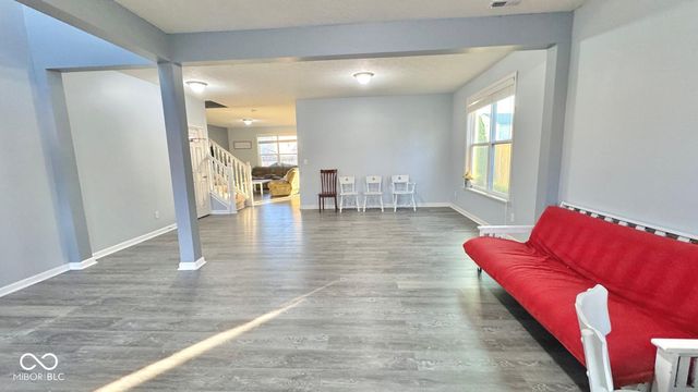 2125 Lakecrest Drive, Columbus, IN 47201