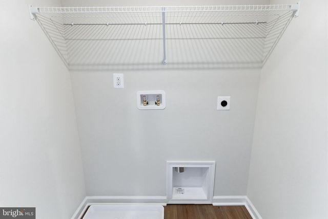 217 MONTEITH DR, Winchester, VA 22601