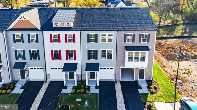 217 MONTEITH DR, Winchester, VA 22601