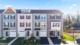 217 MONTEITH DR, Winchester, VA 22601