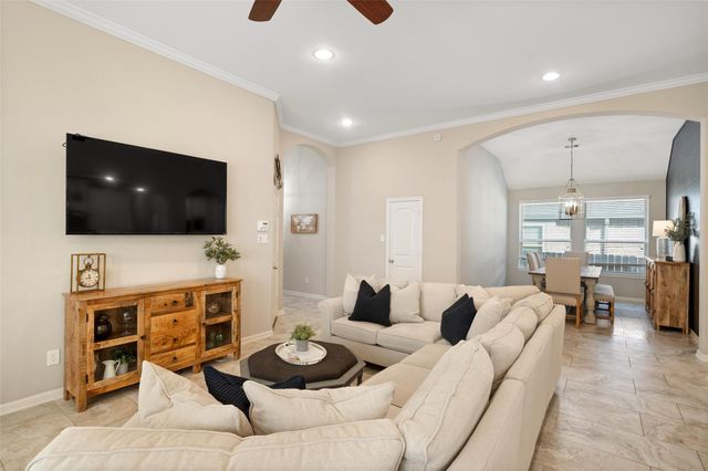 275 Capriccio Lane, Montgomery, TX 77316