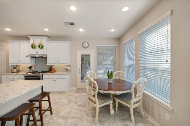 275 Capriccio Lane, Montgomery, TX 77316