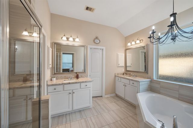 275 Capriccio Lane, Montgomery, TX 77316