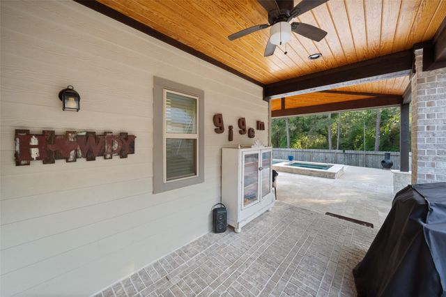 275 Capriccio Lane, Montgomery, TX 77316