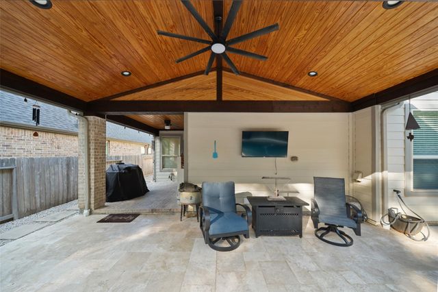 275 Capriccio Lane, Montgomery, TX 77316