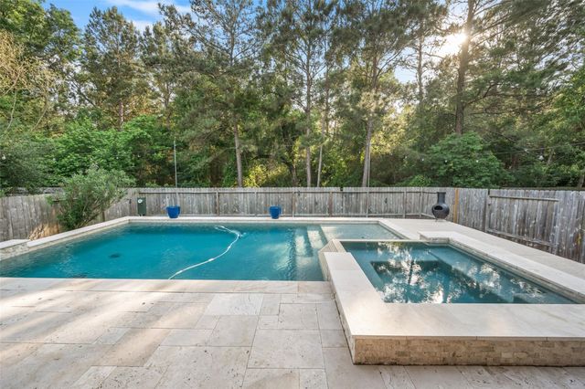 275 Capriccio Lane, Montgomery, TX 77316
