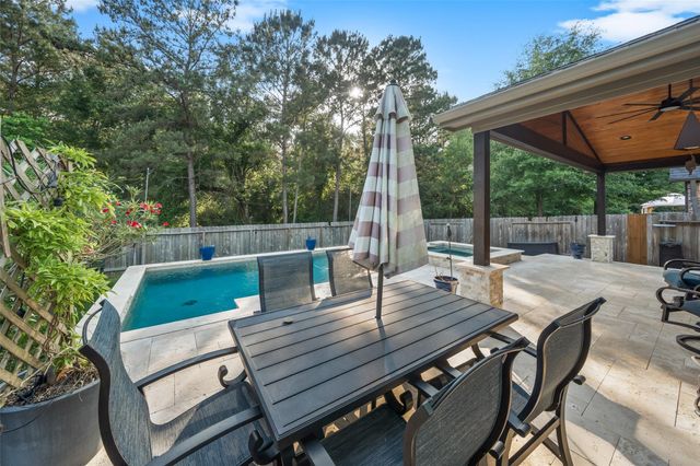 275 Capriccio Lane, Montgomery, TX 77316