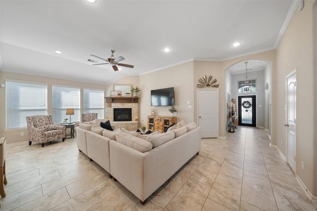 275 Capriccio Lane, Montgomery, TX 77316