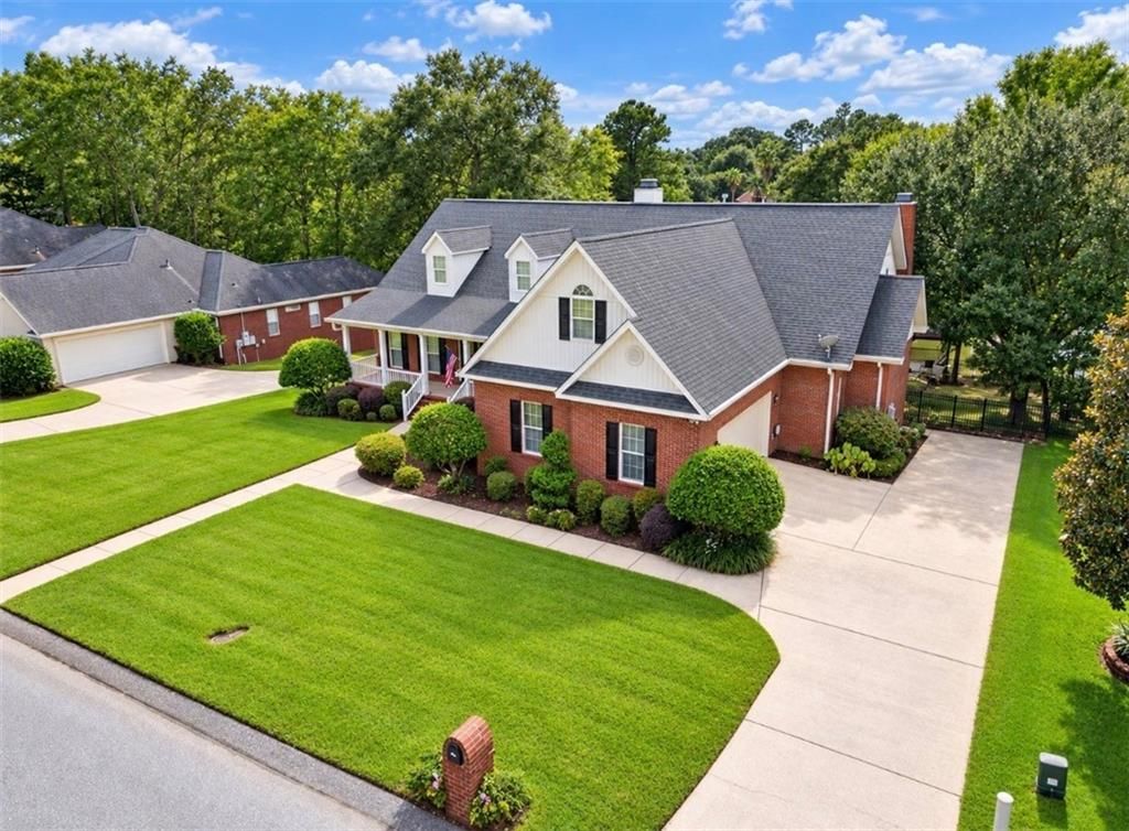 576 Briarcliff Drive W, Mobile, AL 36608 — exterior