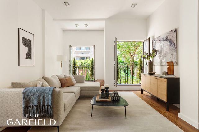 233 E 62ND Street, New York City, NY 10065