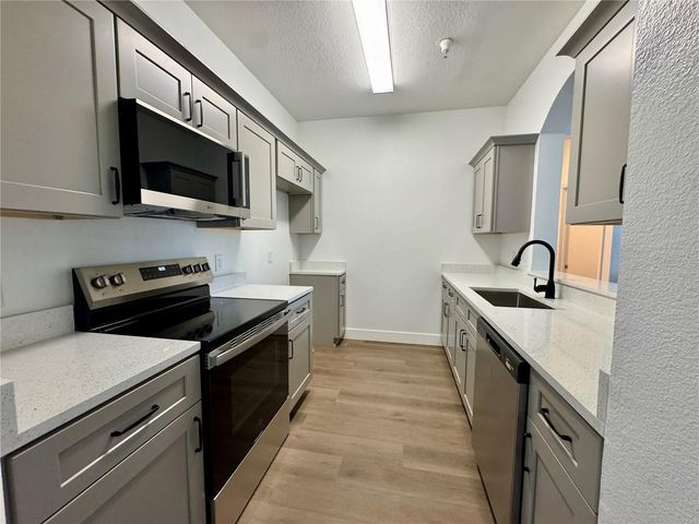 7109 YACHT BASIN AVENUE 418, Orlando, FL 32835