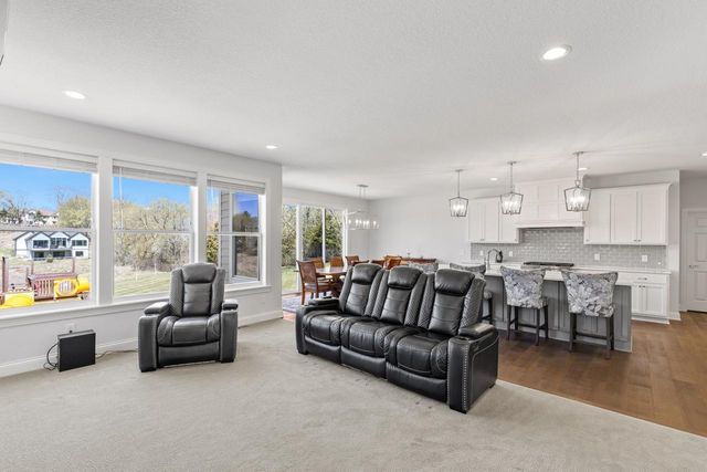 16860 Valley Road, Eden Prairie, MN 55347