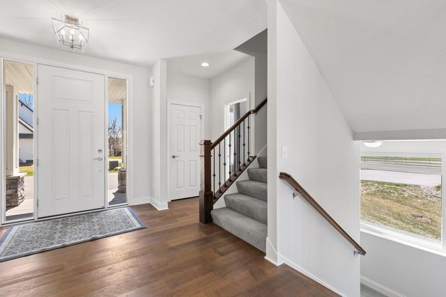 16860 Valley Road, Eden Prairie, MN 55347