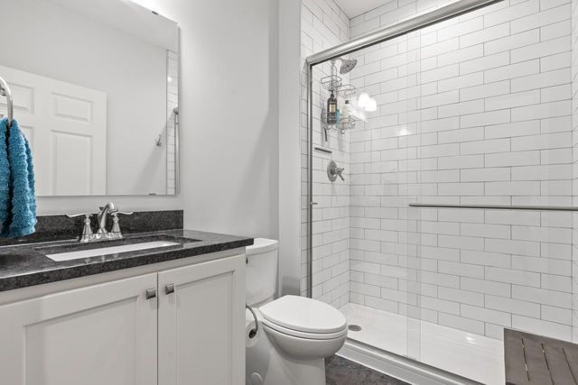 16860 Valley Road, Eden Prairie, MN 55347