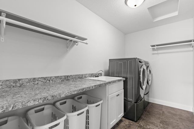 16860 Valley Road, Eden Prairie, MN 55347