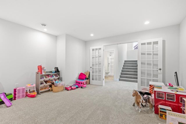 16860 Valley Road, Eden Prairie, MN 55347