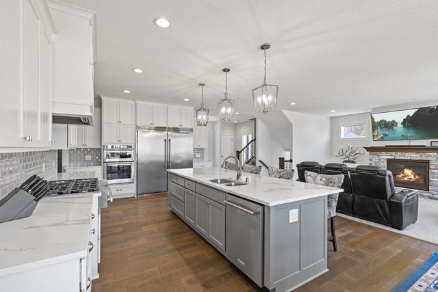 16860 Valley Road, Eden Prairie, MN 55347