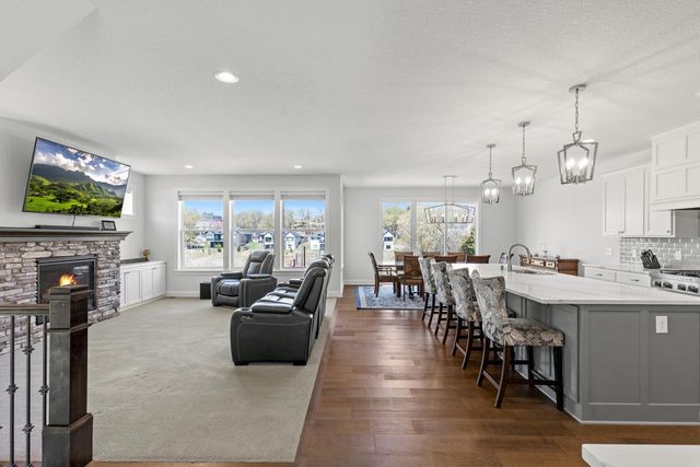 16860 Valley Road, Eden Prairie, MN 55347