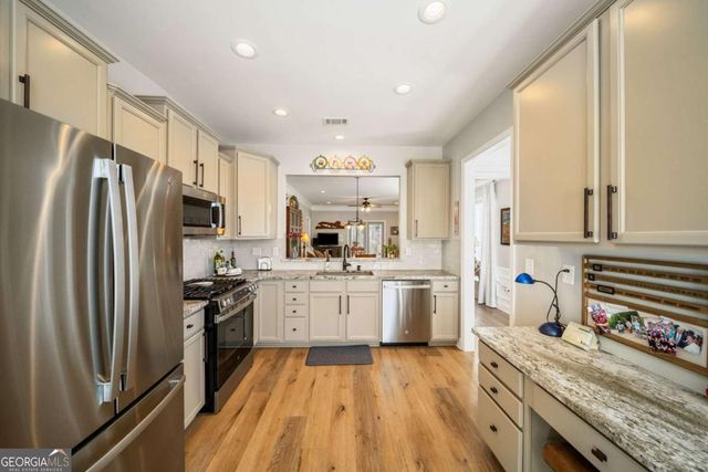 331 Sandy Springs Drive, Griffin, GA 30223