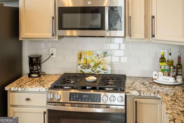 331 Sandy Springs Drive, Griffin, GA 30223