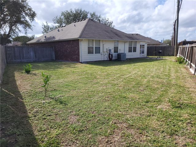 7102 Althea Ct, Corpus Christi, TX 78414