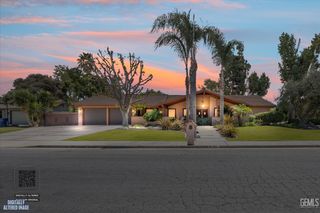 7611 De Colores Court, Bakersfield, CA 93309