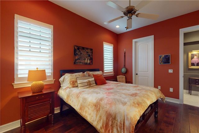 2815 Saint Barts Square, Vero Beach, FL 32967