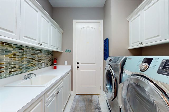 2815 Saint Barts Square, Vero Beach, FL 32967