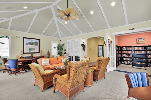 2815 Saint Barts Square, Vero Beach, FL 32967