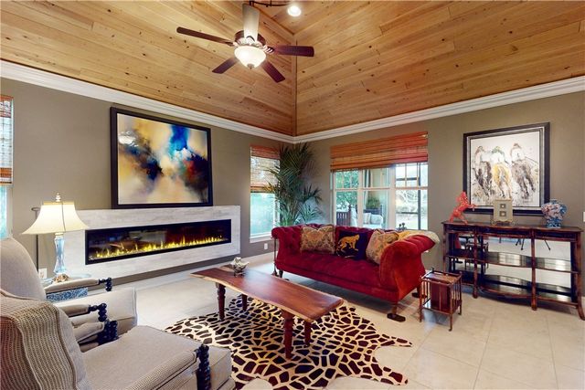 2815 Saint Barts Square, Vero Beach, FL 32967