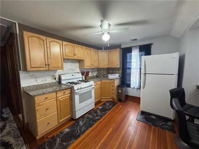 2 Brook Street 2, Smithfield, RI 02917