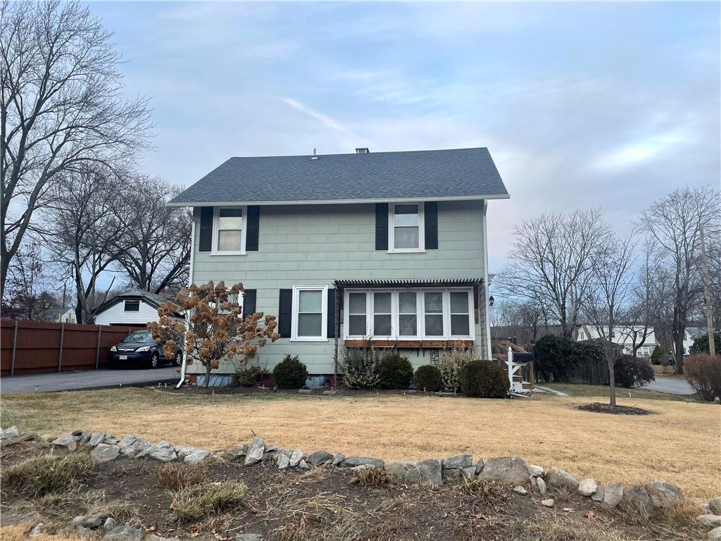 2 Brook Street 2, Smithfield, RI 02917