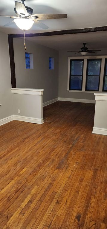 8361 S Bond Avenue 2, Chicago, IL 60617