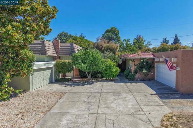 1952 Oak Grove Rd, Walnut Creek, CA 94598
