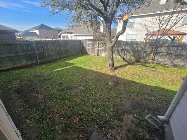 6622 Fairglen Drive, Arlington, TX 76002