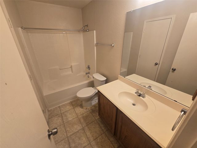 6622 Fairglen Drive, Arlington, TX 76002