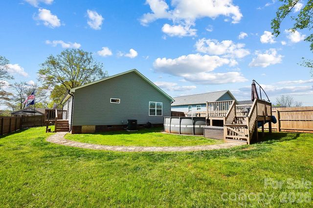 1095 Roberts Street, China Grove, NC 28023