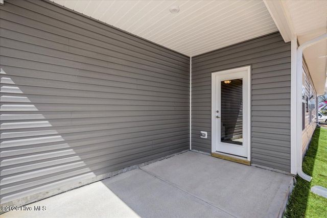 819 Hidden Bridge Drive, Jacksonville, NC 28546