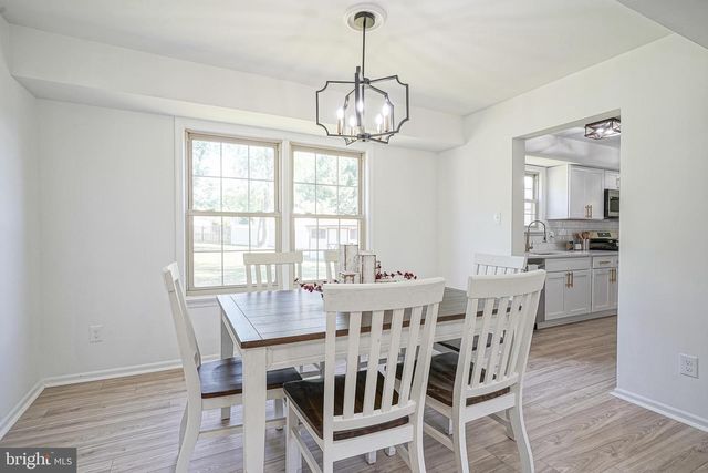 1779 CONGRESS DR, Blackwood, NJ 08012