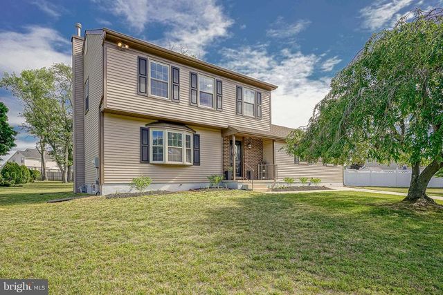 1779 CONGRESS DR, Blackwood, NJ 08012
