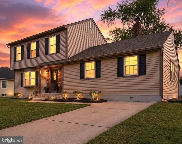 1779 CONGRESS DR, Blackwood, NJ 08012
