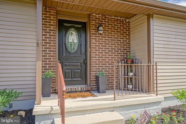 1779 CONGRESS DR, Blackwood, NJ 08012