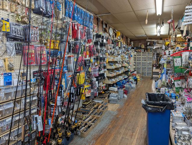 208 Town Square Street, Glade Spring, VA 24340