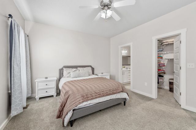 703 S Red Oaks Cir, Wichita, KS 67207