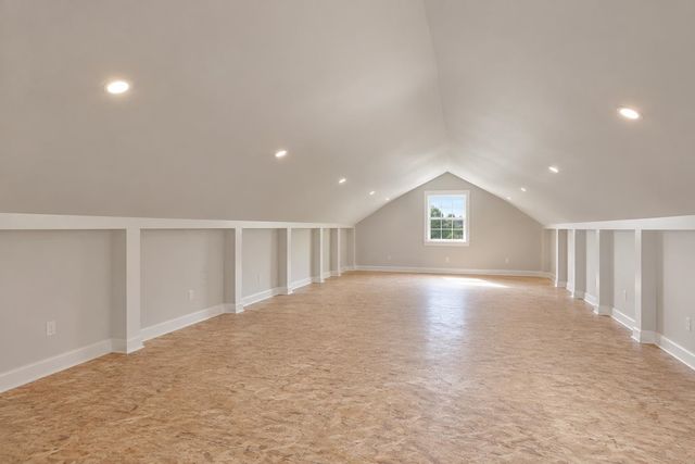 703 S Red Oaks Cir, Wichita, KS 67207