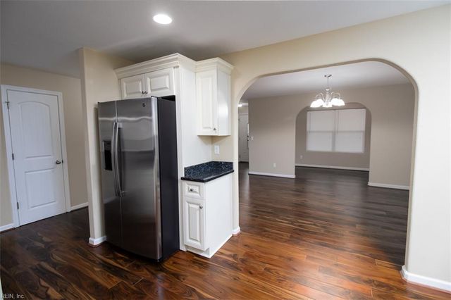 8041 Calvin CT, Norfolk, VA 23518