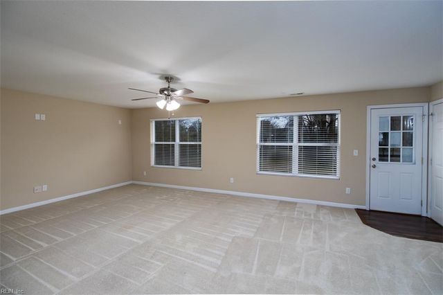 8041 Calvin CT, Norfolk, VA 23518