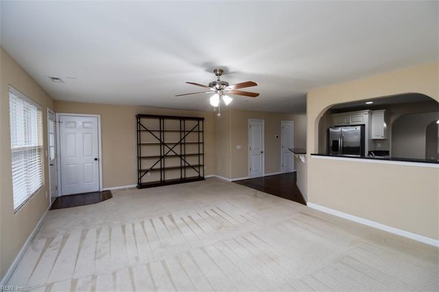 8041 Calvin CT, Norfolk, VA 23518