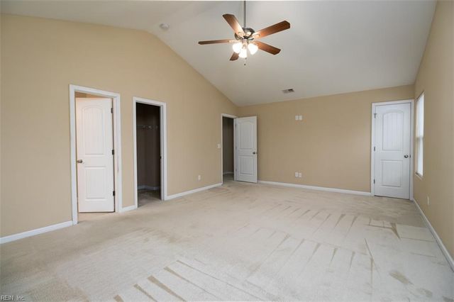 8041 Calvin CT, Norfolk, VA 23518
